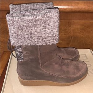 The North Face Women Boots